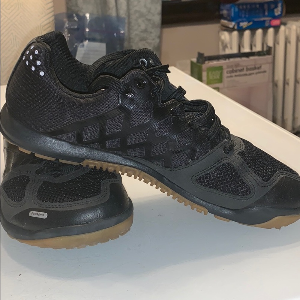 Reebok sneaks